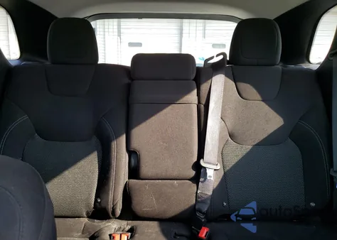 2019 Jeep Cherokee Latitude from USA, damaged, VIN 1C4PJLCX4KD145009